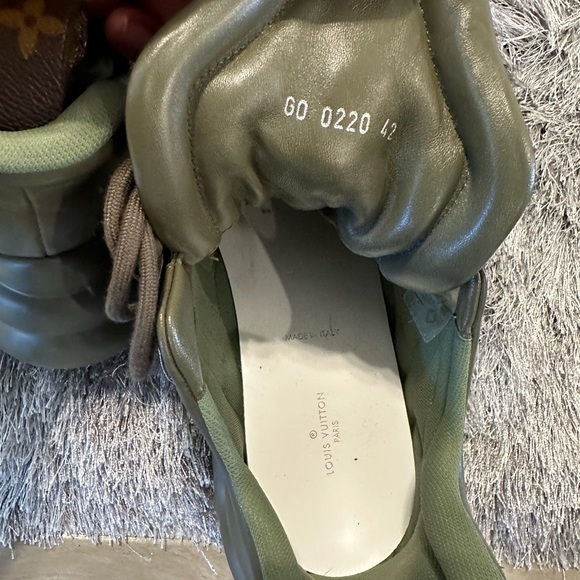 Worn twice shoe are too narrow I have a wide foot - Picture 4 of 5